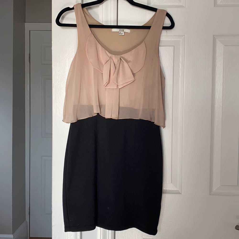 Forever 21 Black and Tan sleeveless dress